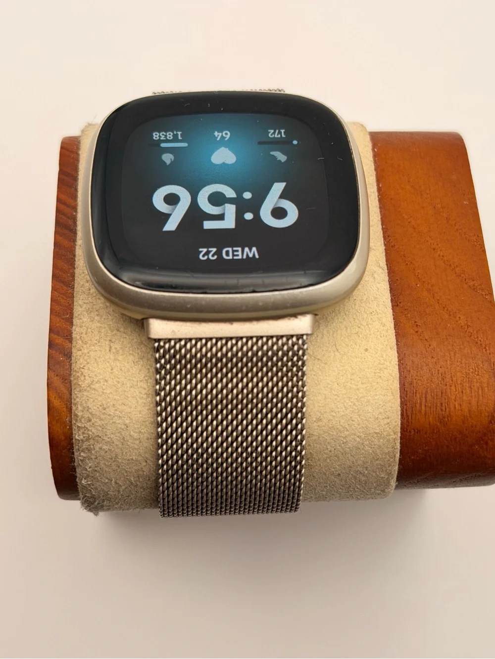 Fitbit Versa 3, Tested, Charger Included, Gold Casing, Mesh Gold Band, Good Con